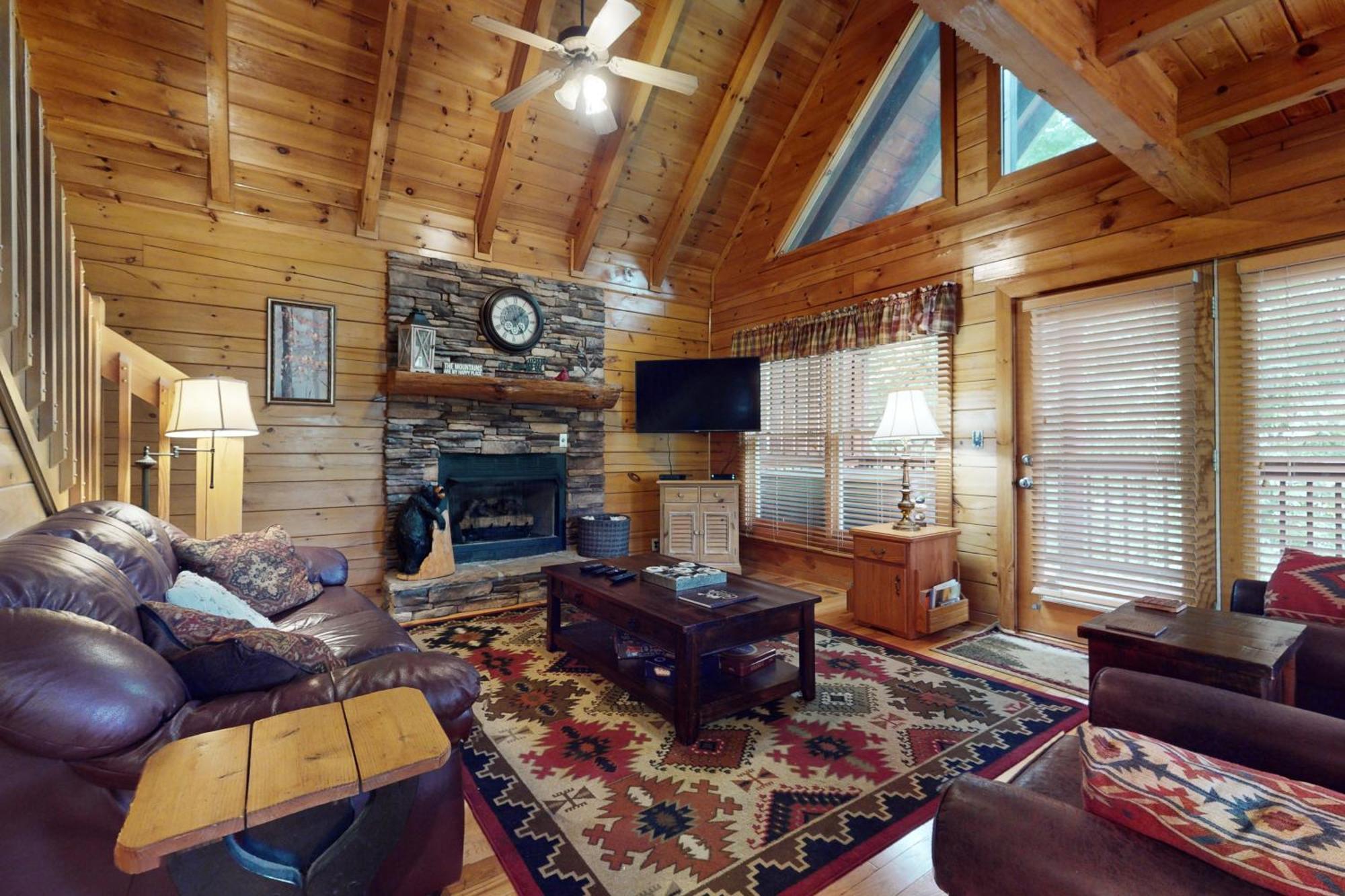 Bear Climbing Getaway Villa Pigeon Forge Exterior photo